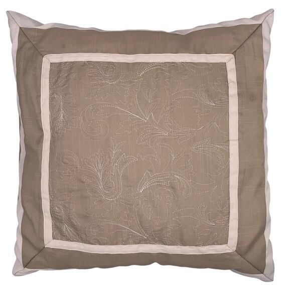 Laura Ashley Pair of 16" Square Beige Embroidered Throw Pillows New - Picture 6 of 7